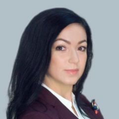 Устинова Марина