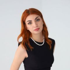 Ястребова Ирина